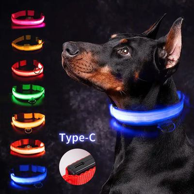LED-Hundehalsband Wasserdicht verstellbar USB Typ-C Aufladung Festmuster Blitzlicht